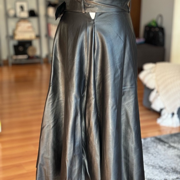 Unbranded black midi vegan leather skirt, M - Picture 4 of 5
